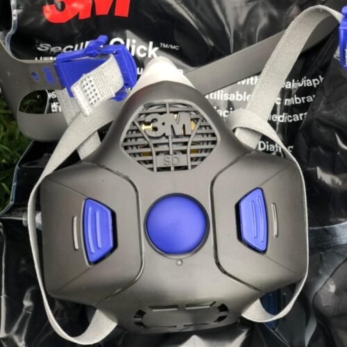 Respirador reutilizable media cara  con diafragma parlante - 3m