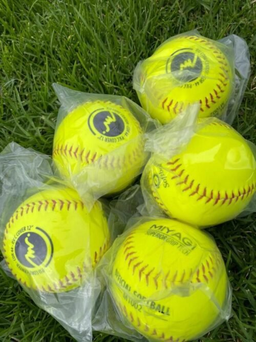 Bola De Softball COR 44 PVC1002 - Image 5